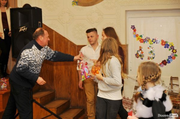 У Луцьку меценат влаштував сюрприз для малозабезпечених родин