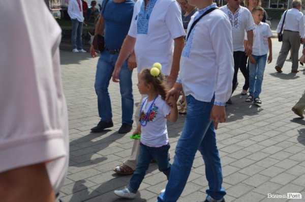 Лучани продовжують святкувати День Незалежності України. ФОТОРЕПОРТАЖ