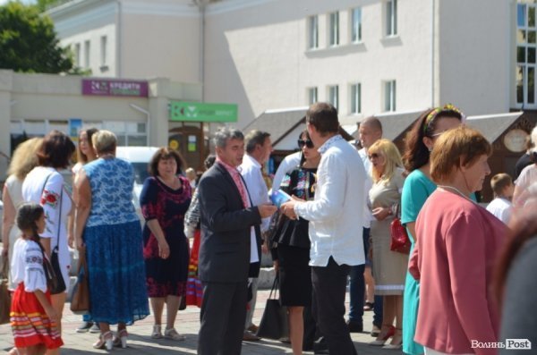 Лучани продовжують святкувати День Незалежності України. ФОТОРЕПОРТАЖ