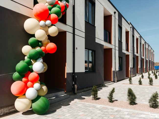 Залишається лише завезти речі: «Луцьксантехмонтаж» продаватиме на 100% готові до заселення таунхауси*