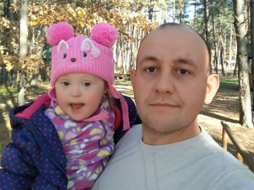 На Волині батько трьох дітей бореться з раком: рідні збирають кошти