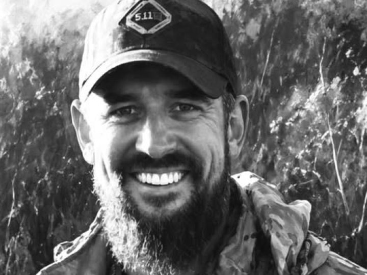 На війні загинув плавець з Волині, рекордсмен України Денис Попович