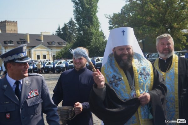 Волинській поліції передали 38 автомобілів з ЄС. ФОТО 