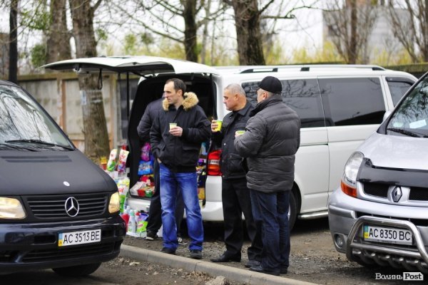 Луцький авторинок. БУДНІ МІСТА