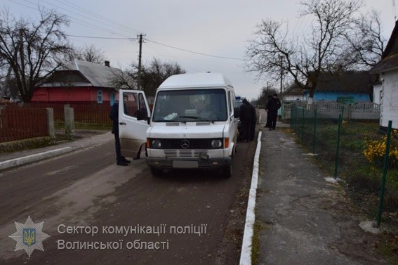 Волинян просять впізнати металобрухт