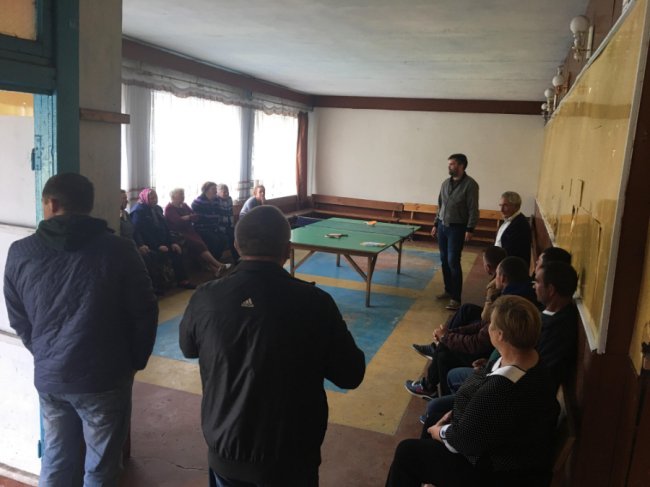 У Любешівському районі (село Бірки)