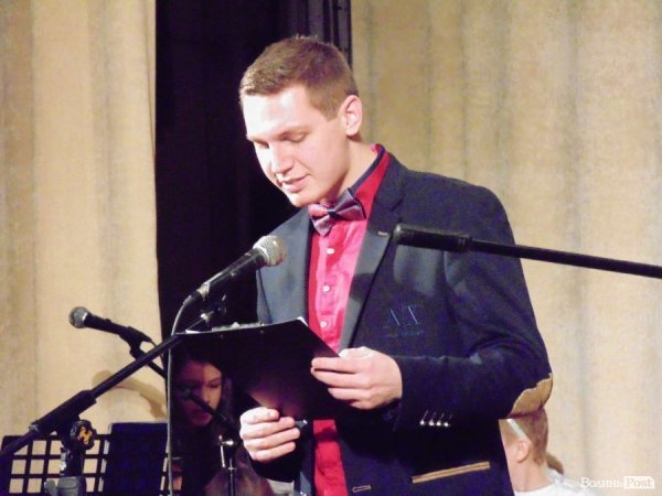 У Луцьку волонтери організували концерт. ФОТО