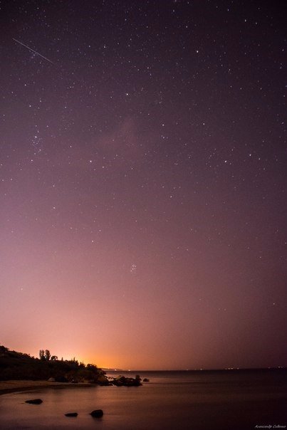 Метеорити в небі над Одесою. ФОТО