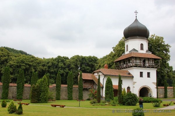 Західна Україна