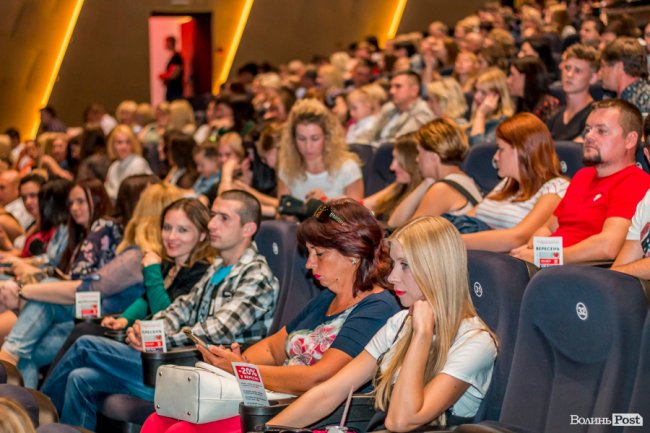 Шквал емоцій та запальна музика: як у Луцьку виступав Dan Balan. ФОТО