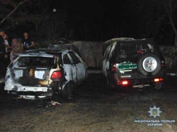 У Рівному вночі невідомі підпалили автівку волонтера