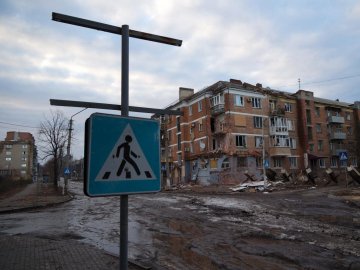 Україна проводить контрольоване відведення військ у Бахмуті, –  ISW