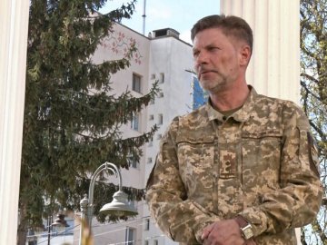 «Пам’ятаю їх всіх», — військовий з Луцька сповіщає про загибель воїнів і допомагає з похоронною процесією