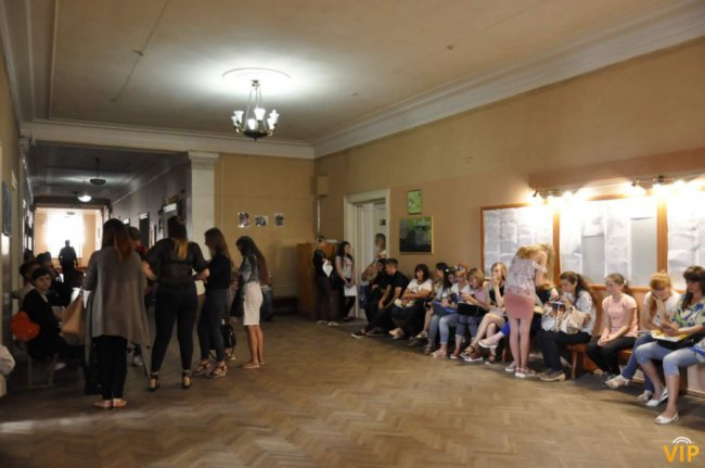 Черг не прогнозують: нові правила подачі документів до СНУ