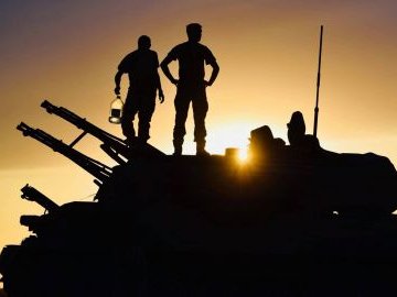 Українським військовим збільшать виплати