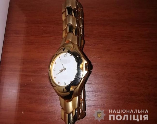 «Гастролер» із Хмельниччини проник у будинок волинянина та виніс речей на 12 тисяч гривень. ФОТО