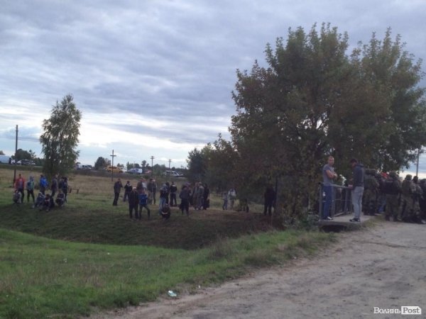 На Маневиччині - знову бурштинові «розбірки». ФОТО