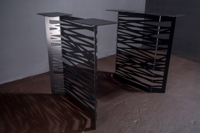 У Луцьку вперше відбудеться виставка-продаж унікальних столів та крісел. ФОТО*