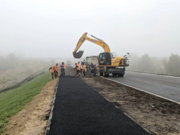 Завершують ремонтувати трасу «Устилуг – Луцьк– Рівне». ВІДЕО