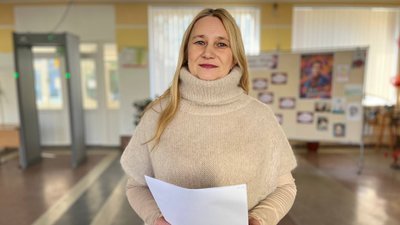 У луцьких школах старшокласників та відвідувачів перевірятимуть металодетектором. ВІДЕО