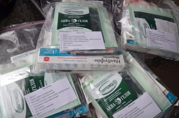 Нардеп з Волині долучився до формування аптечок на передову*