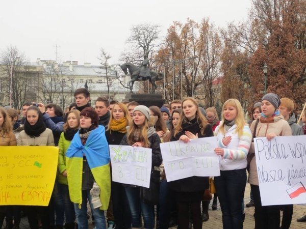 Українці влаштували євромітинг в Любліні. ФОТО. ВІДЕО