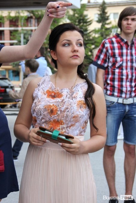 Луцьк відгуляв шкільні випускні. ФОТО