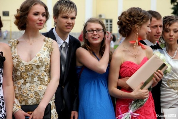 Луцьк відгуляв шкільні випускні. ФОТО