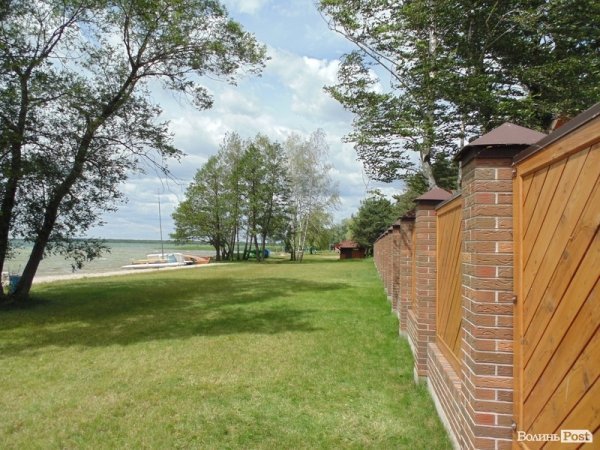 На Волині показали маєток, пов'язаний з Калетником та сином Януковича. ФОТО