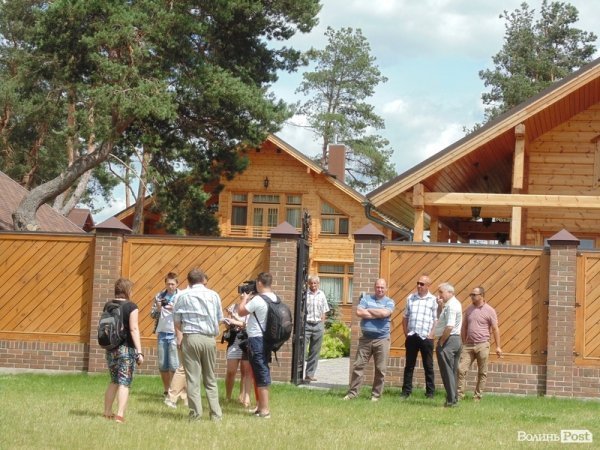 На Волині показали маєток, пов'язаний з Калетником та сином Януковича. ФОТО