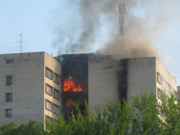 Масштабна пожежа в Харкові. ФОТО. ВІДЕО