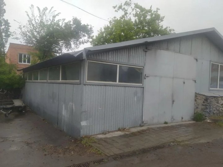 У Луцьку за понад мільйон гривень з молотка пішло майно збанкрутілого товариства