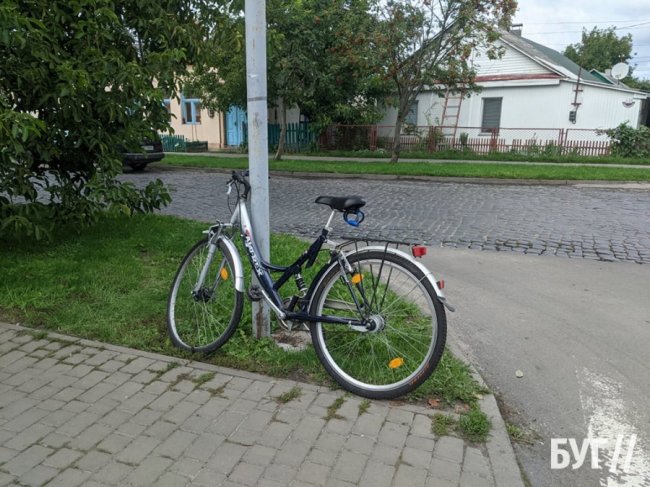 На Волині маршрутка збила неповнолітнього велосипедиста. ФОТО