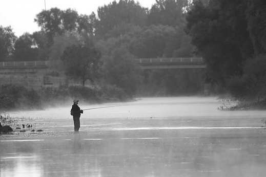 Під мостом у Луцьку
