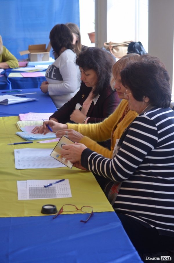 Колишній голова Волинської ОДА закликав громадян прийти на вибори.ФОТО