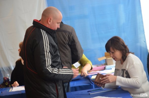 Колишній голова Волинської ОДА закликав громадян прийти на вибори.ФОТО