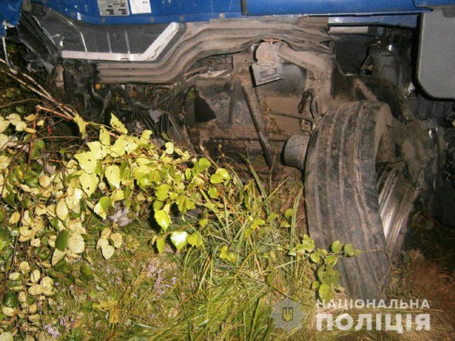 Водія легковика «вирізали» рятувальники: на автодорозі «Київ-Ковель-Ягодин» – смертельна аварія. ФОТО