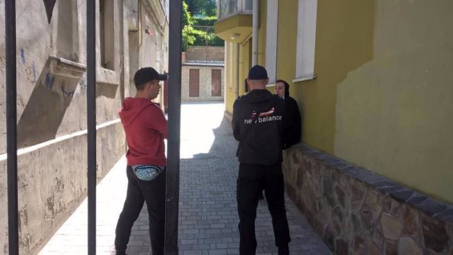 Тітушкам під Луцькрадою платили по 300-400 гривень, – ЗМІ