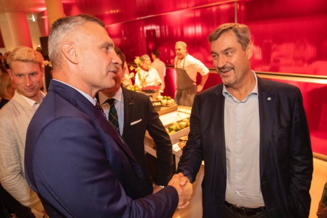 Кличко зустрівся з Олафом Шольцем – говорив про далекобійну зброю для України та посилення санкцій проти росії  