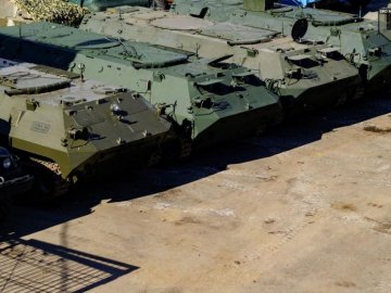 Сили ТрО отримали британські бронтеранспортери FV432