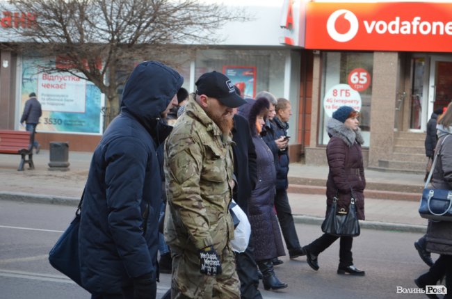 Загинув у день народження: Луцьк попрощався з воїном Віктором Лахаєм. ФОТОРЕПОРТАЖ