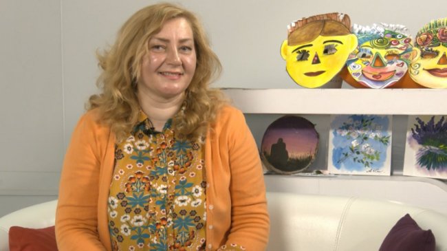 Онлайн-челендж: волиняни створюють антикоронавірусні «маски позитиву». ВІДЕО