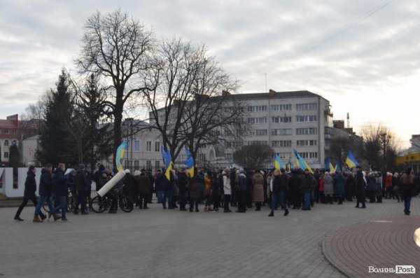 Лучани вшанували пам’ять жертв Голодомору