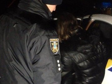 У Миколаєві мати скинула своє немовля з мосту