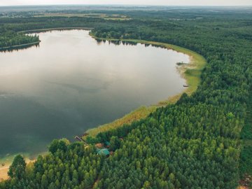 Опублікували чарівні світлини волинського озера