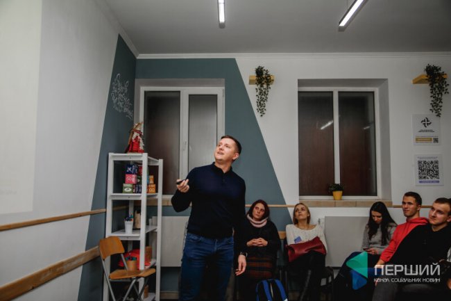 «Конкурентів ми не боялись. Ми просто шукали підхід до кожного клієнта». Найцікавіше з лекції Андрія Разумовського*