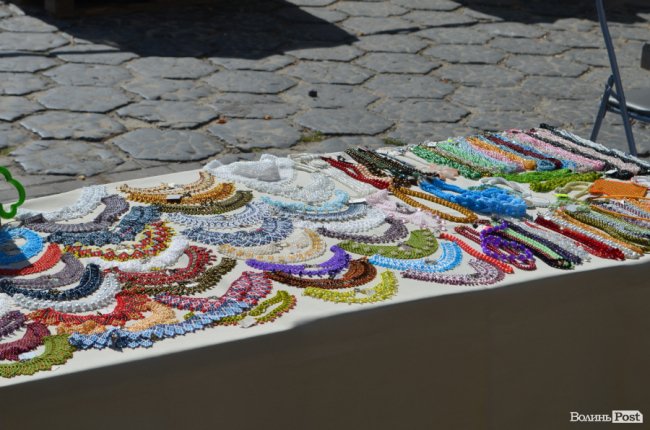 Ярмарок на «Лесі»: що особливого лучанам пропонують купити у національне свято. ФОТО