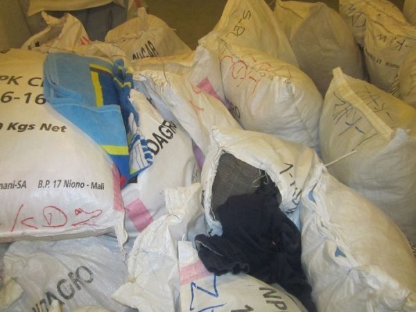 Волинський «Автомайдан» отримав більше 2 тонн «гуманітарки». ФОТО