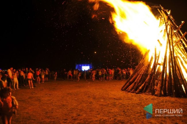 Зібров, вогнище, концерт: як у Згоранах Івана Купала святкували