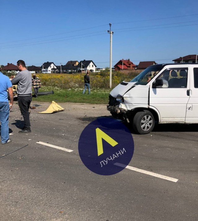 У Боратині – автотроща: госпіталізували двох людей